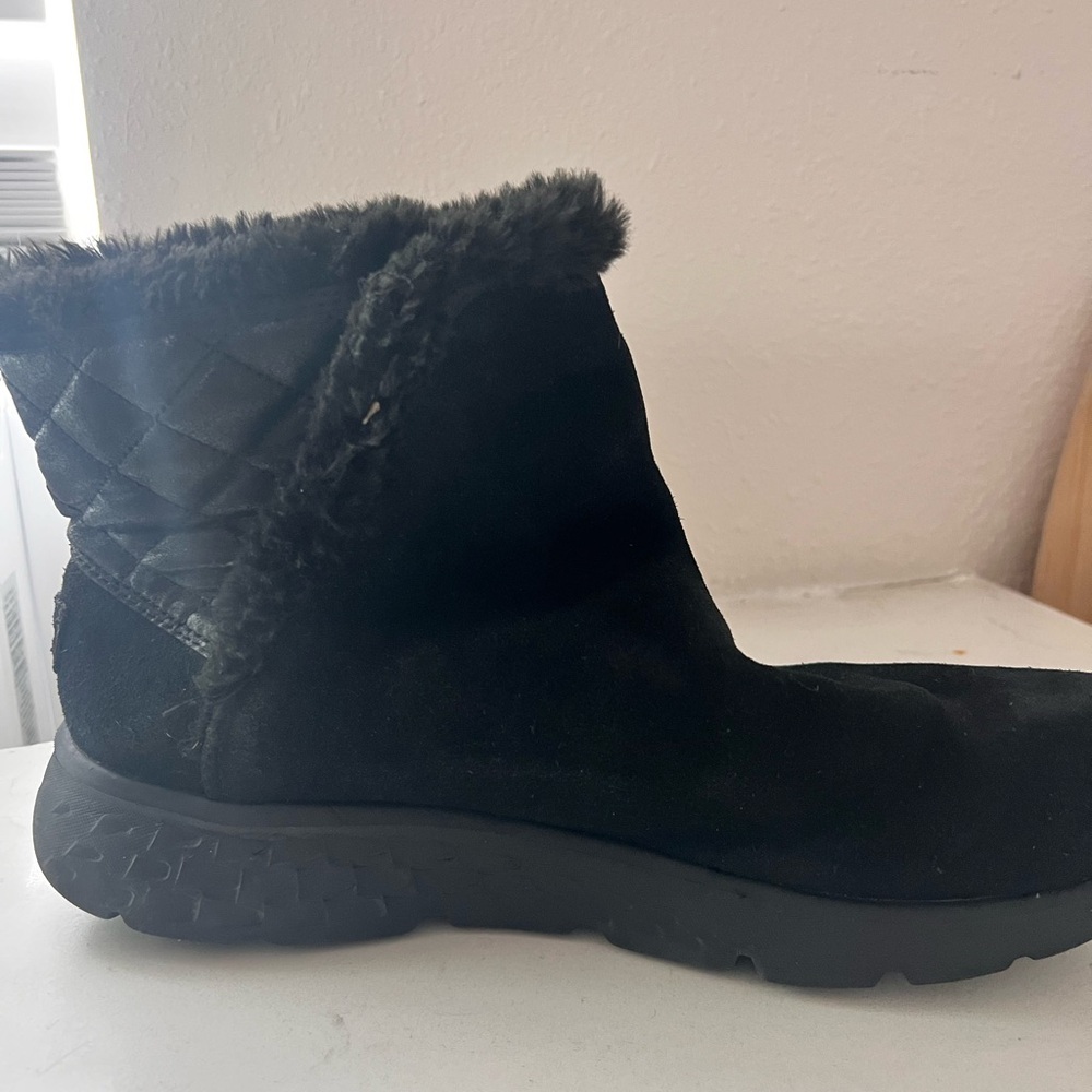 Skechers Women's Black Fur-Lined Ankle Boots used size 10 - Picture 9 of 10